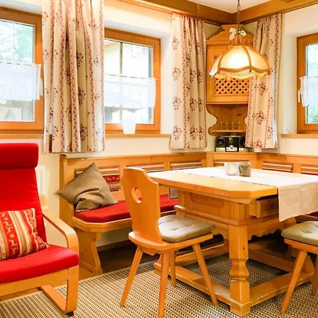 In K Nigsleiten With A Shared Sauna Apartment Konigsleiten