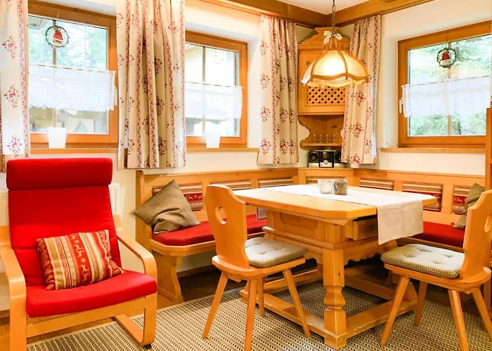 In With A Shared Sauna דירה